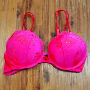 Women's VS Pink Pushup Bra